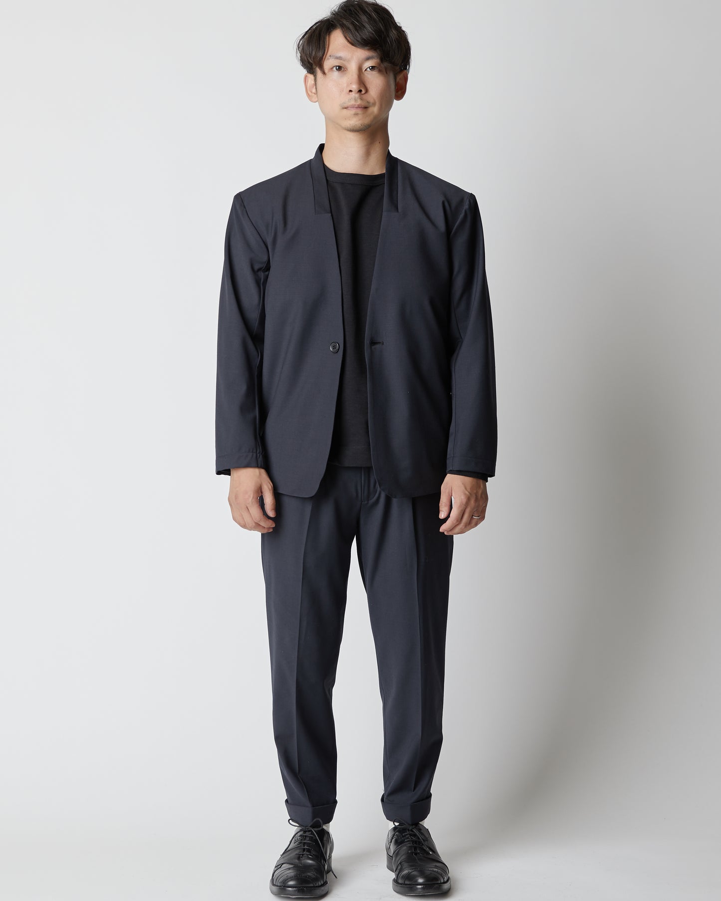 裾直し不要のcalm Tapered Slacks