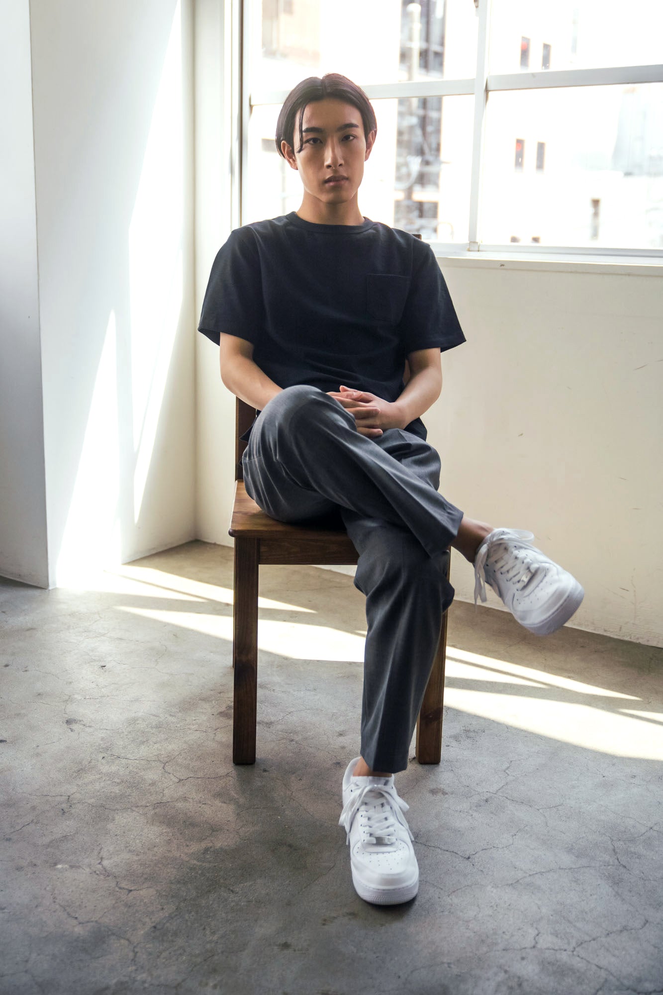 裾直し不要のcalm Tapered Slacks