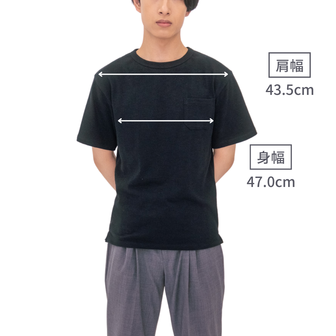 ジャストフィットのcalm Tshirt