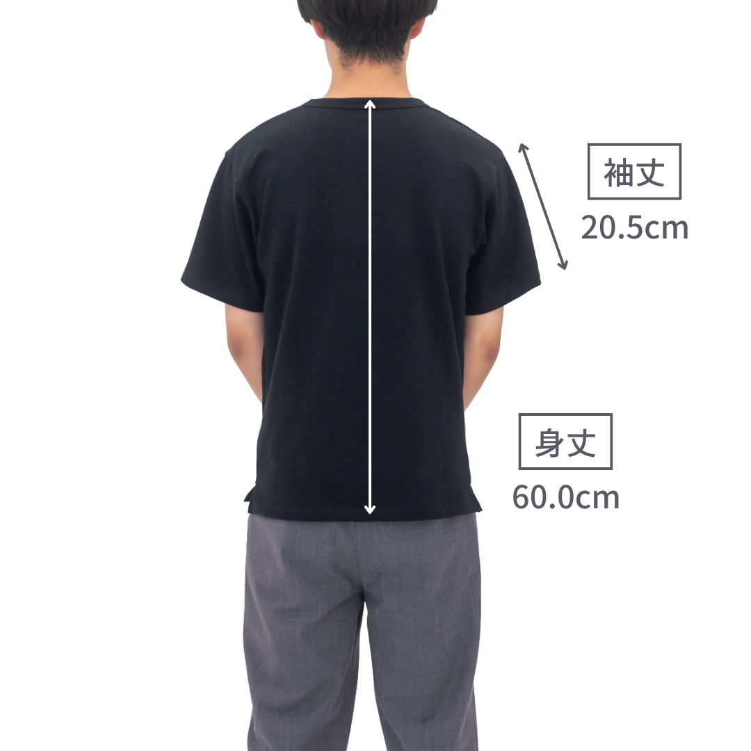 ジャストフィットのcalm Tshirt